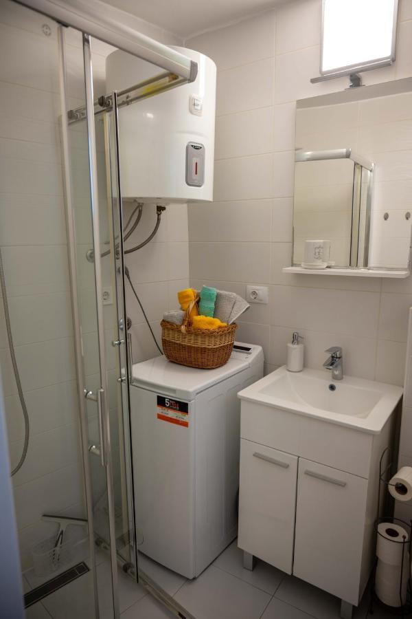 Apartment Montona Pula Bagian luar foto